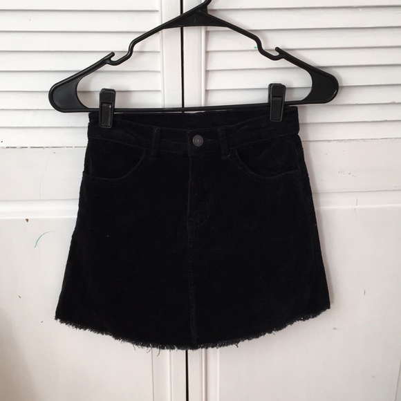 Brandy Melville Dresses & Skirts - brandy melville black denim/corduroy skirt